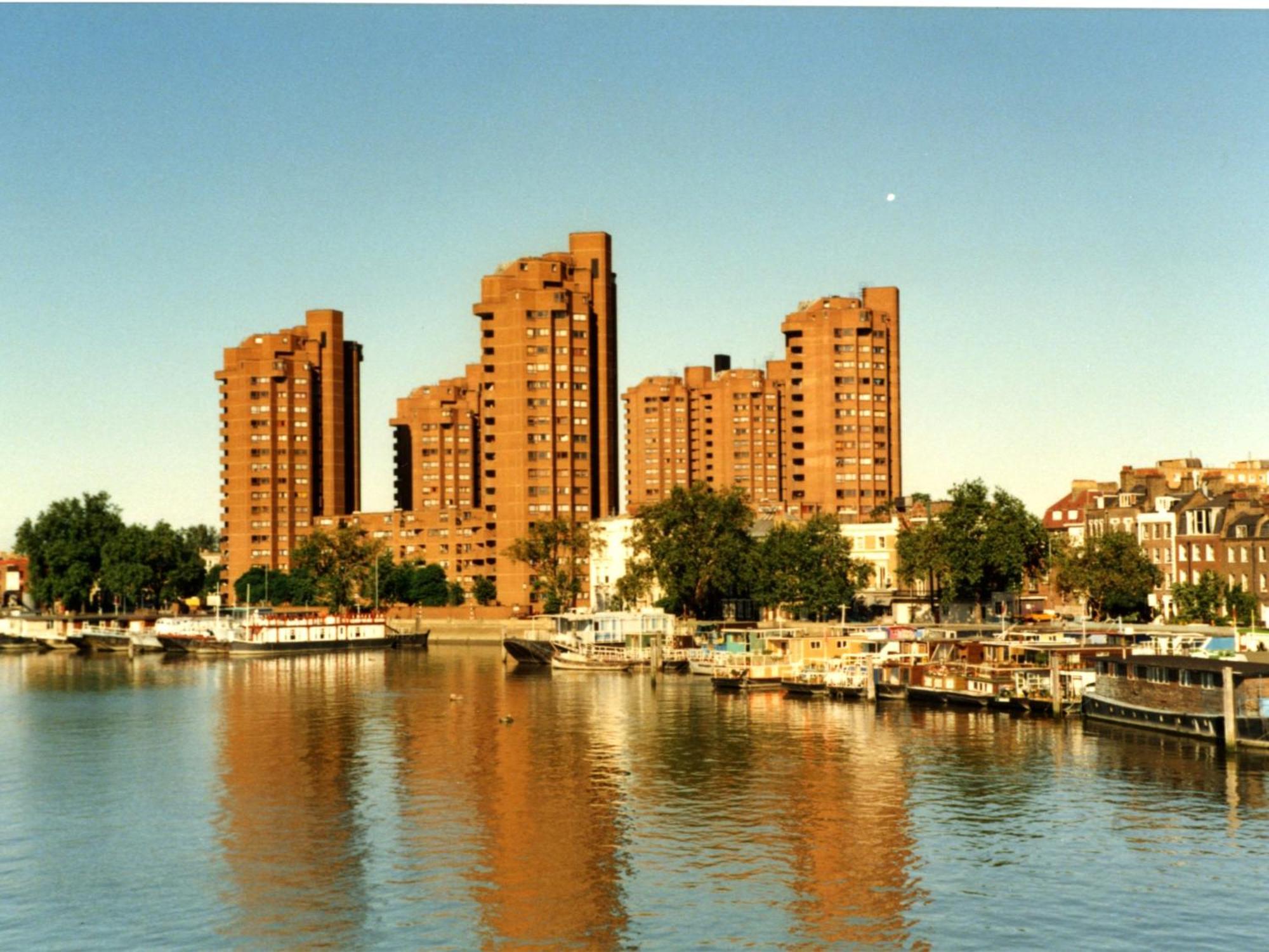 Chelsea Riverside 1-bed Flat Appartamento